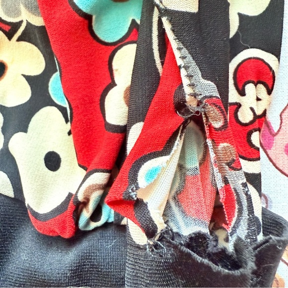 Charlotte Russe Juniors Floral Print Dress M Black Red Deep V-Neck Knee Length - Picture 13 of 13